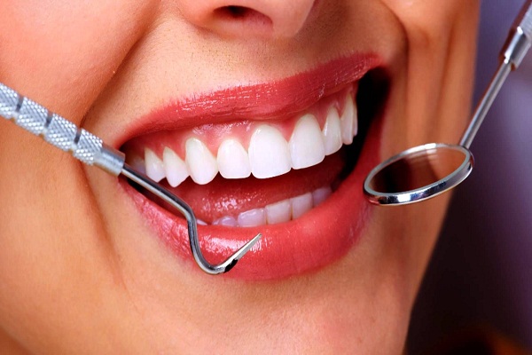 White teeth and dental equipment